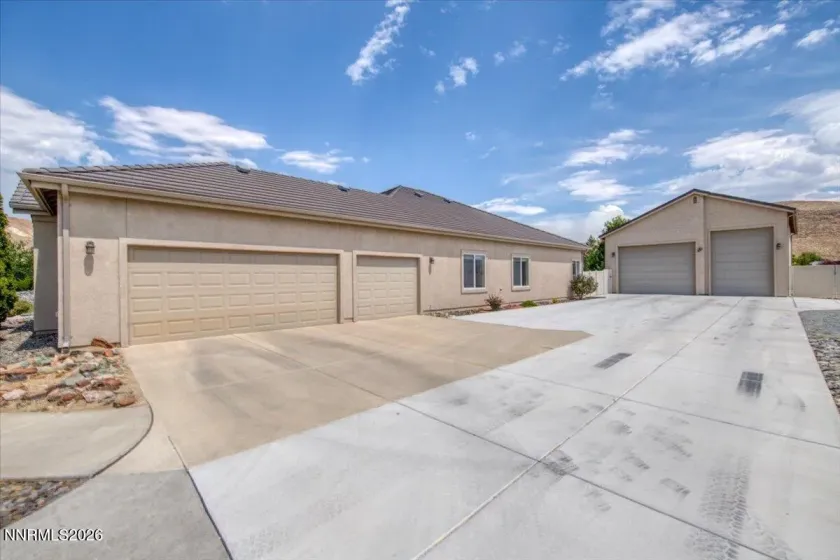 12200 Hidden Hills, Sparks, Nevada 89441, 5 Bedrooms Bedrooms, ,3 BathroomsBathrooms,Residential,Residential,Hidden Hills,0,260010775
