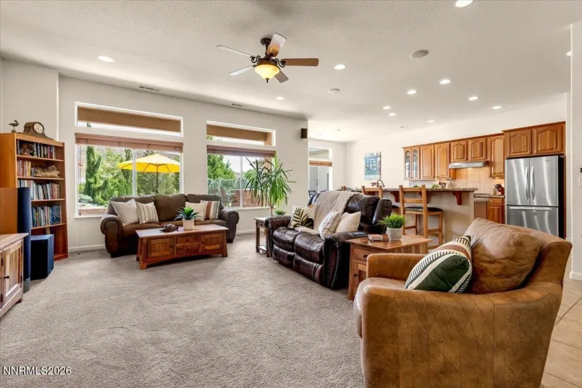12200 Hidden Hills, Sparks, Nevada 89441, 5 Bedrooms Bedrooms, ,3 BathroomsBathrooms,Residential,Residential,Hidden Hills,0,260010775