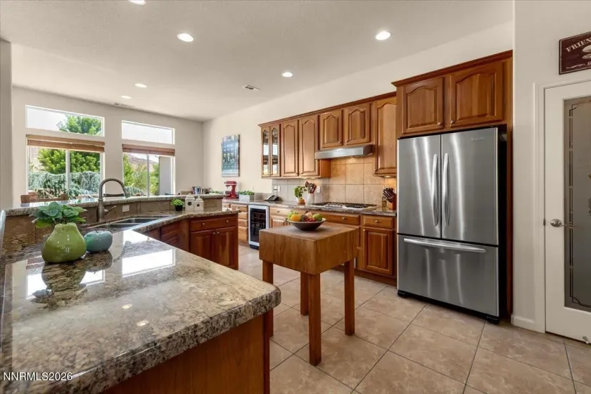 12200 Hidden Hills, Sparks, Nevada 89441, 5 Bedrooms Bedrooms, ,3 BathroomsBathrooms,Residential,Residential,Hidden Hills,0,260010775