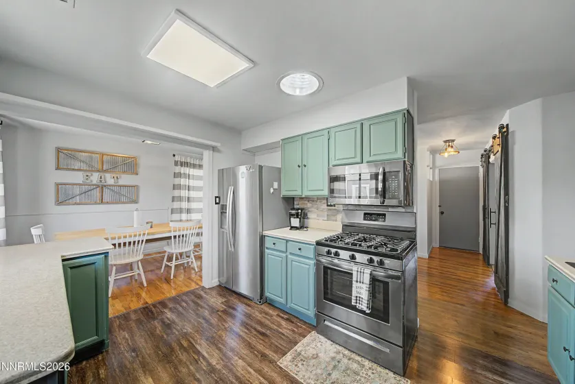 934 Pyramid, Sparks, Nevada 89431, 3 Bedrooms Bedrooms, ,2 BathroomsBathrooms,Residential,Residential,Pyramid,0,260010779