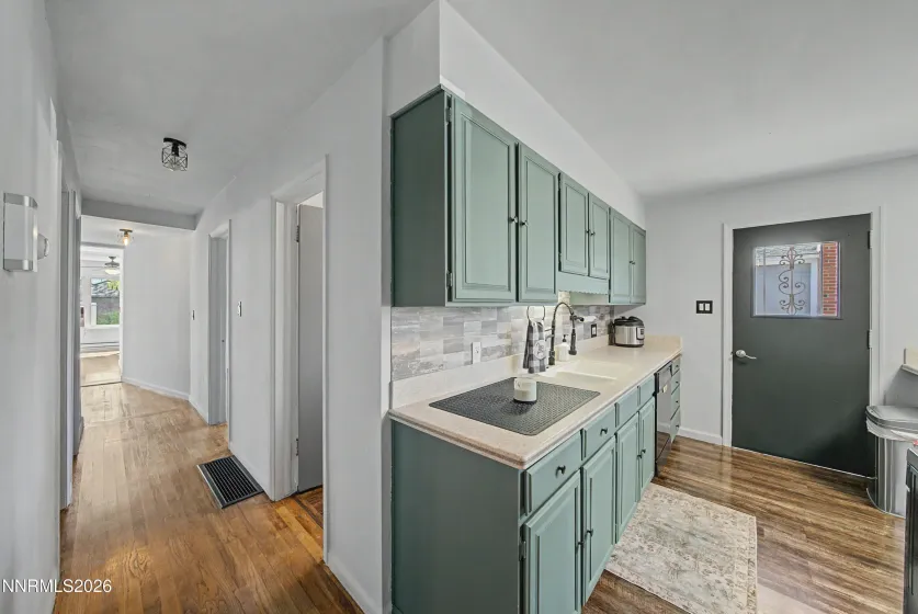 934 Pyramid, Sparks, Nevada 89431, 3 Bedrooms Bedrooms, ,2 BathroomsBathrooms,Residential,Residential,Pyramid,0,260010779