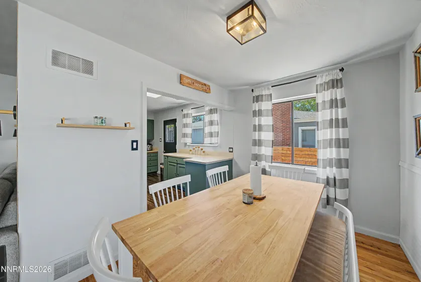 934 Pyramid, Sparks, Nevada 89431, 3 Bedrooms Bedrooms, ,2 BathroomsBathrooms,Residential,Residential,Pyramid,0,260010779
