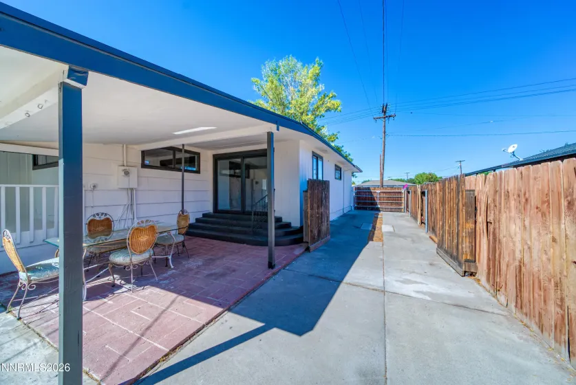 934 Pyramid, Sparks, Nevada 89431, 3 Bedrooms Bedrooms, ,2 BathroomsBathrooms,Residential,Residential,Pyramid,0,260010779