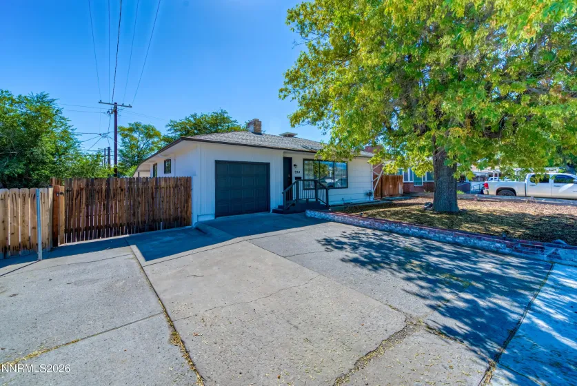 934 Pyramid, Sparks, Nevada 89431, 3 Bedrooms Bedrooms, ,2 BathroomsBathrooms,Residential,Residential,Pyramid,0,260010779