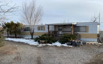 240 Circle, Fernley, Nevada 89408, 2 Bedrooms Bedrooms, ,1 BathroomBathrooms,Residential Lease,Manufactured,Circle,0,260010781