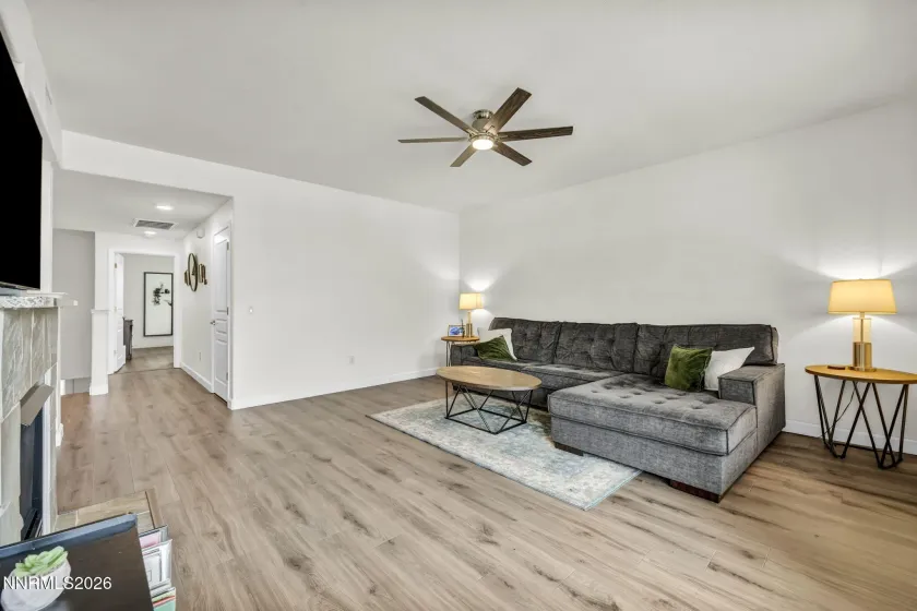 4822 Bougainvillea, Sparks, Nevada 89436, 2 Bedrooms Bedrooms, ,2 BathroomsBathrooms,Residential,Residential,Bougainvillea,0,260010835