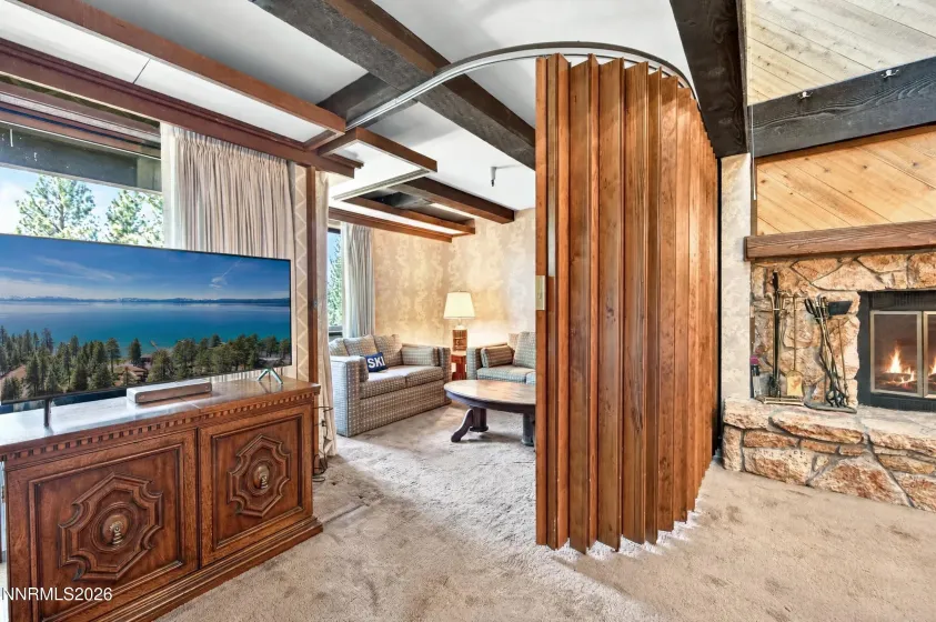 333 Ski, Incline Village, Nevada 89451, 2 Bedrooms Bedrooms, ,2 BathroomsBathrooms,Residential,Residential,Ski,0,260010838