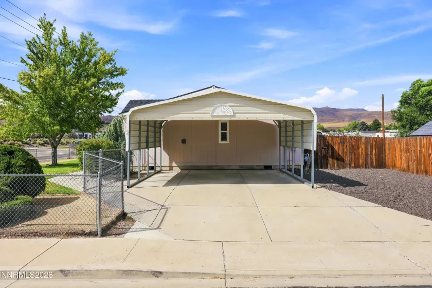 2 Bryan, Carson City, Nevada 89706, 3 Bedrooms Bedrooms, ,2 BathroomsBathrooms,Residential,Residential,Bryan,0,260010840