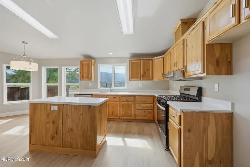 2 Bryan, Carson City, Nevada 89706, 3 Bedrooms Bedrooms, ,2 BathroomsBathrooms,Residential,Residential,Bryan,0,260010840