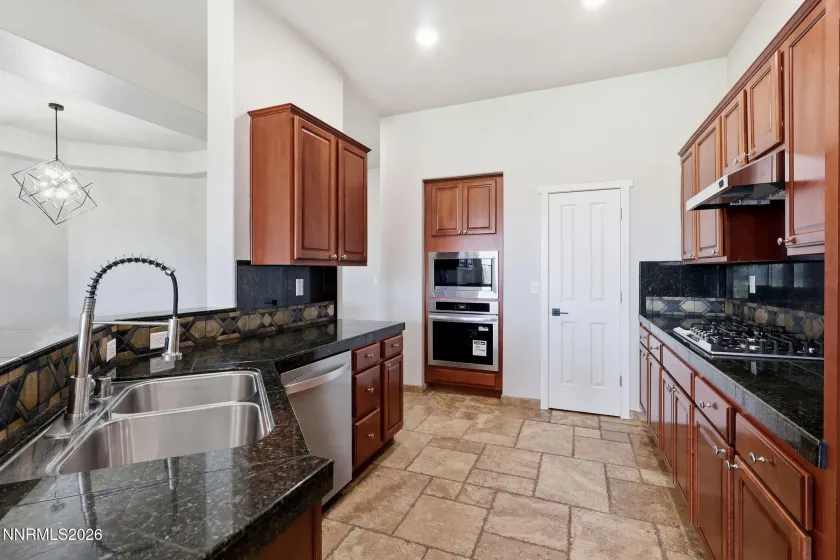 1101 Turnberry, Sparks, Nevada 89436, 3 Bedrooms Bedrooms, ,2 BathroomsBathrooms,Residential,Residential,Turnberry,0,260010846