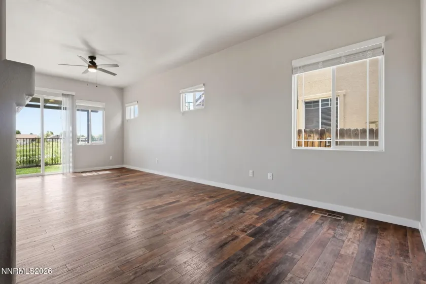 1101 Turnberry, Sparks, Nevada 89436, 3 Bedrooms Bedrooms, ,2 BathroomsBathrooms,Residential,Residential,Turnberry,0,260010846