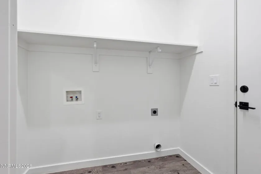 1101 Turnberry, Sparks, Nevada 89436, 3 Bedrooms Bedrooms, ,2 BathroomsBathrooms,Residential,Residential,Turnberry,0,260010846