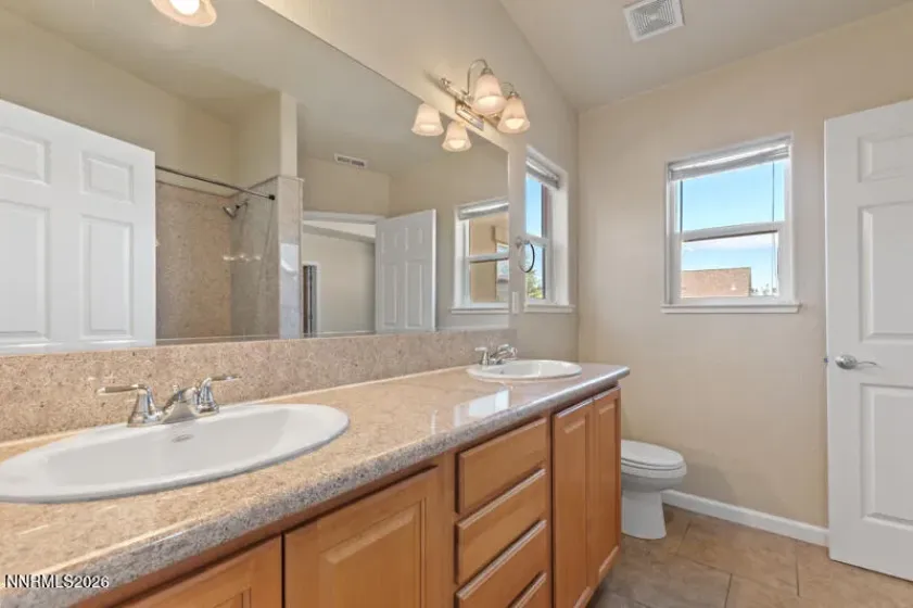 1042 Peach Blossom, Sparks, Nevada 89436, 3 Bedrooms Bedrooms, ,3 BathroomsBathrooms,Residential,Residential,Peach Blossom,0,260010848
