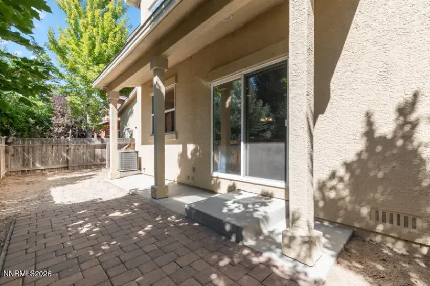 1042 Peach Blossom, Sparks, Nevada 89436, 3 Bedrooms Bedrooms, ,3 BathroomsBathrooms,Residential,Residential,Peach Blossom,0,260010848