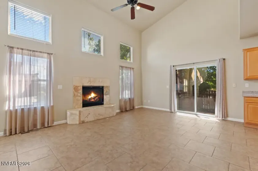 1042 Peach Blossom, Sparks, Nevada 89436, 3 Bedrooms Bedrooms, ,3 BathroomsBathrooms,Residential,Residential,Peach Blossom,0,260010848