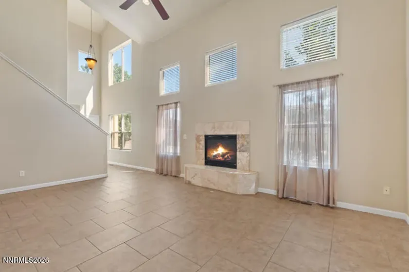 1042 Peach Blossom, Sparks, Nevada 89436, 3 Bedrooms Bedrooms, ,3 BathroomsBathrooms,Residential,Residential,Peach Blossom,0,260010848