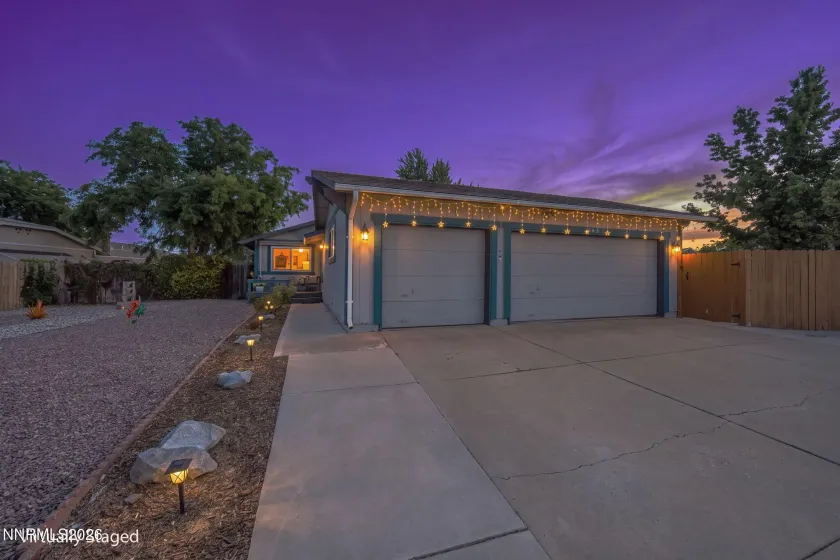 345 Gault, Sparks, Nevada 89431, 3 Bedrooms Bedrooms, ,2 BathroomsBathrooms,Residential,Residential,Gault,0,260010857