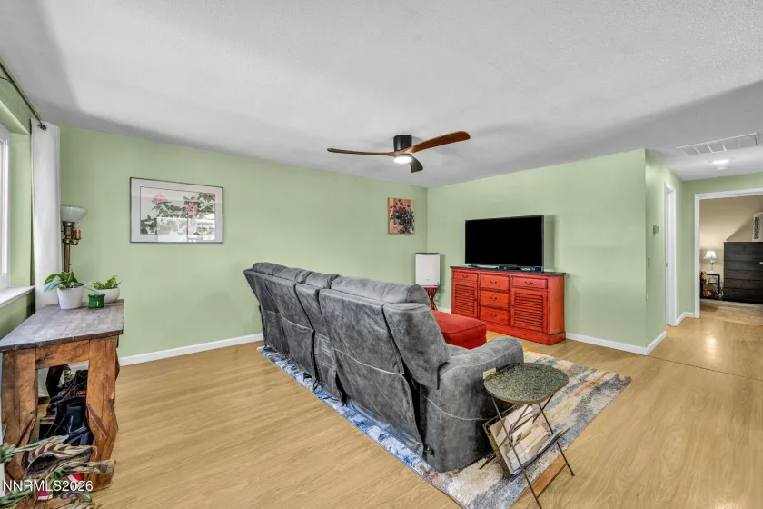 345 Gault, Sparks, Nevada 89431, 3 Bedrooms Bedrooms, ,2 BathroomsBathrooms,Residential,Residential,Gault,0,260010857