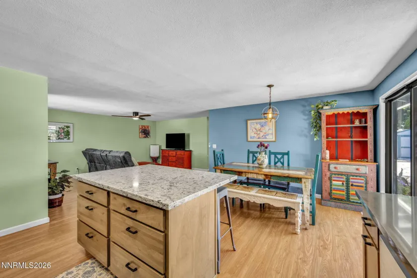345 Gault, Sparks, Nevada 89431, 3 Bedrooms Bedrooms, ,2 BathroomsBathrooms,Residential,Residential,Gault,0,260010857