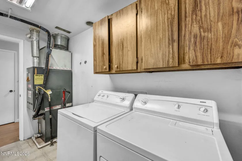 345 Gault, Sparks, Nevada 89431, 3 Bedrooms Bedrooms, ,2 BathroomsBathrooms,Residential,Residential,Gault,0,260010857
