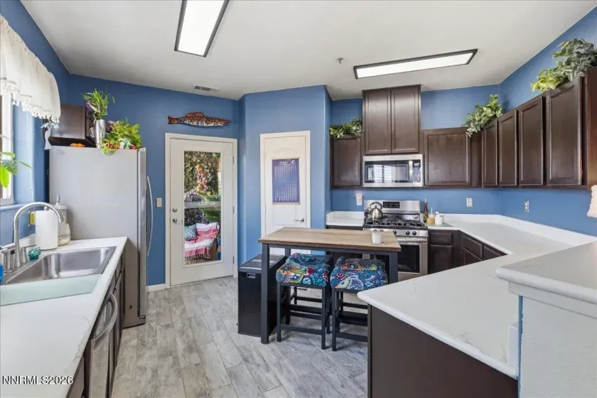 17000 Wedge, Reno, Nevada 89511, 2 Bedrooms Bedrooms, ,2 BathroomsBathrooms,Residential,Residential,Wedge,0,260010861