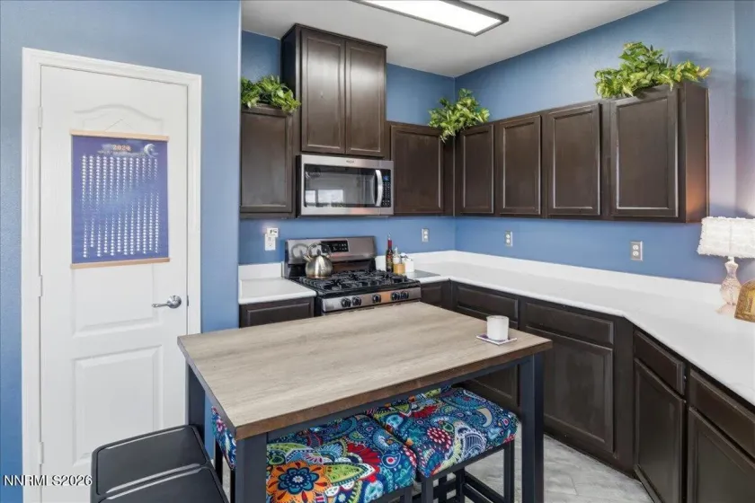 17000 Wedge, Reno, Nevada 89511, 2 Bedrooms Bedrooms, ,2 BathroomsBathrooms,Residential,Residential,Wedge,0,260010861
