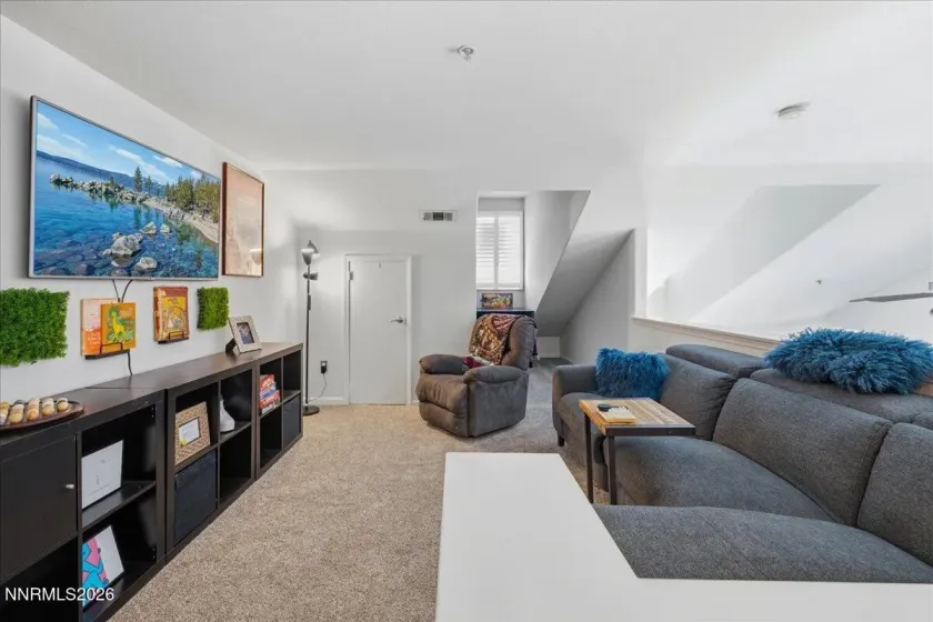 17000 Wedge, Reno, Nevada 89511, 2 Bedrooms Bedrooms, ,2 BathroomsBathrooms,Residential,Residential,Wedge,0,260010861