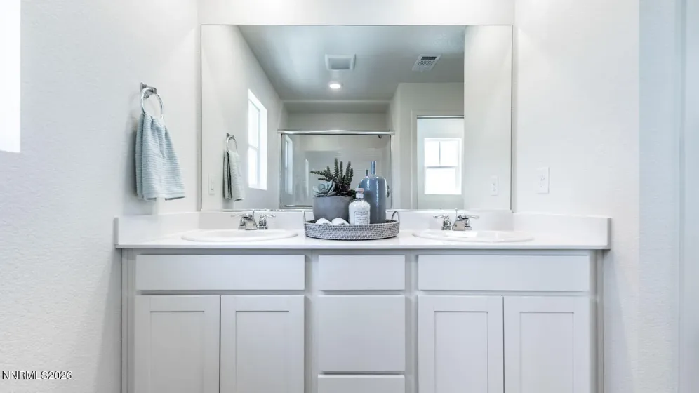 2305 Unionville, Reno, Nevada 89506, 4 Bedrooms Bedrooms, ,3 BathroomsBathrooms,Residential,Residential,Unionville,0,260010864