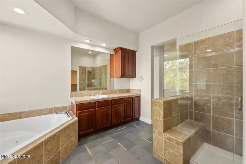 3211 Diamond Ridge, Reno, Nevada 89523, 3 Bedrooms Bedrooms, ,3 BathroomsBathrooms,Residential,Residential,Diamond Ridge,0,260010865