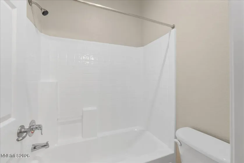 3211 Diamond Ridge, Reno, Nevada 89523, 3 Bedrooms Bedrooms, ,3 BathroomsBathrooms,Residential,Residential,Diamond Ridge,0,260010865