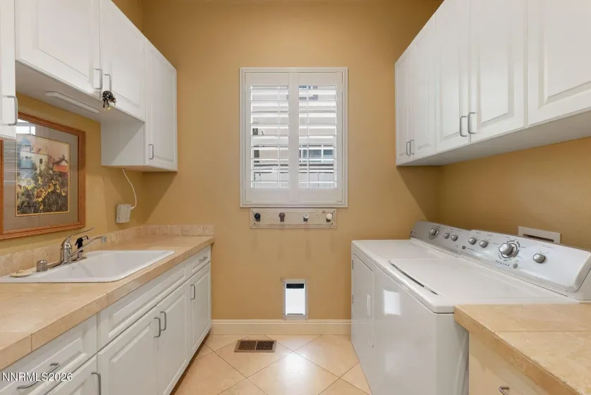 4380 Dundee, Reno, Nevada 89519, 4 Bedrooms Bedrooms, ,4 BathroomsBathrooms,Residential,Residential,Dundee,0,260010866