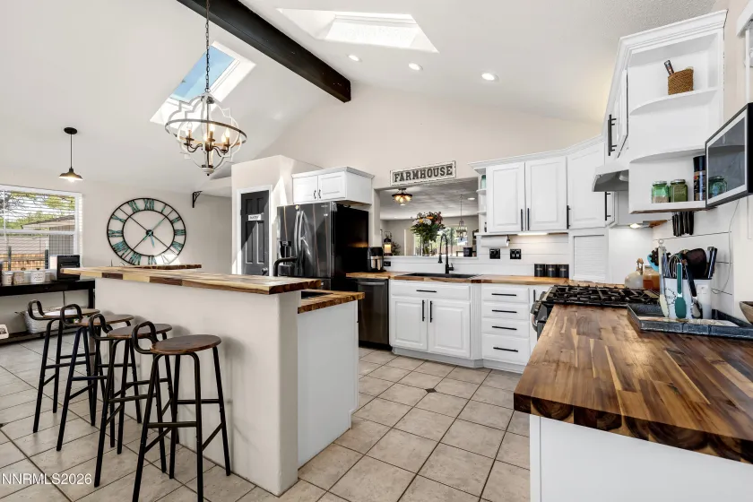 150 Sky Ranch, Sparks, Nevada 89441, 4 Bedrooms Bedrooms, ,2 BathroomsBathrooms,Residential,Residential,Sky Ranch,0,260010871