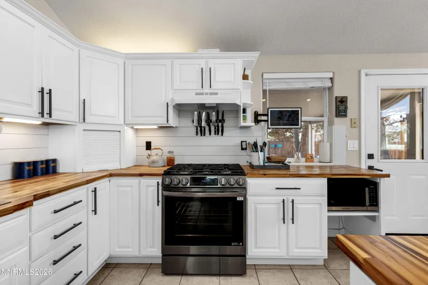 150 Sky Ranch, Sparks, Nevada 89441, 4 Bedrooms Bedrooms, ,2 BathroomsBathrooms,Residential,Residential,Sky Ranch,0,260010871