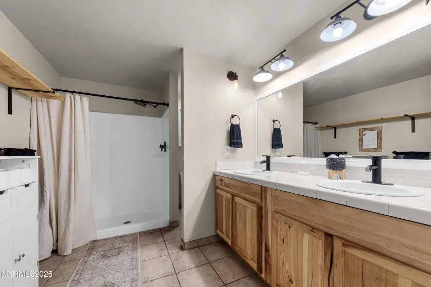 150 Sky Ranch, Sparks, Nevada 89441, 4 Bedrooms Bedrooms, ,2 BathroomsBathrooms,Residential,Residential,Sky Ranch,0,260010871