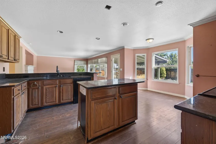2526 Libero, Sparks, Nevada 89436, 5 Bedrooms Bedrooms, ,3 BathroomsBathrooms,Residential,Residential,Libero,0,260010872