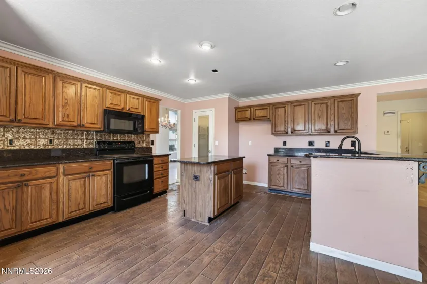 2526 Libero, Sparks, Nevada 89436, 5 Bedrooms Bedrooms, ,3 BathroomsBathrooms,Residential,Residential,Libero,0,260010872