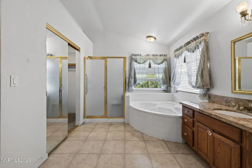 2526 Libero, Sparks, Nevada 89436, 5 Bedrooms Bedrooms, ,3 BathroomsBathrooms,Residential,Residential,Libero,0,260010872