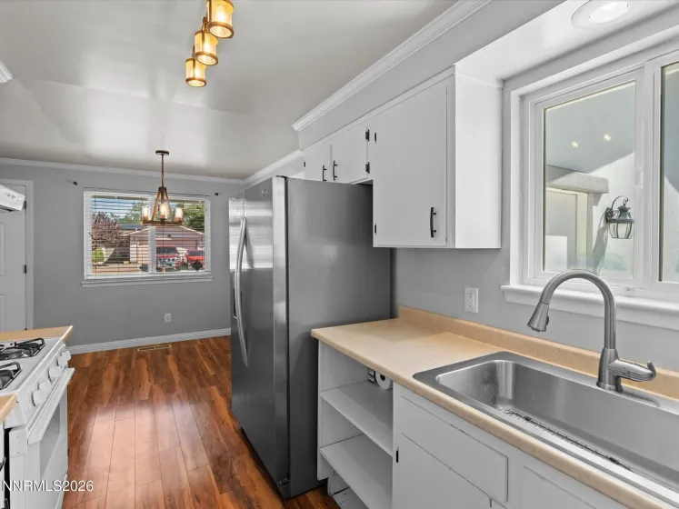 941 Armstrong, Carson City, Nevada 89701, 3 Bedrooms Bedrooms, ,2 BathroomsBathrooms,Residential,Residential,Armstrong,0,260010873