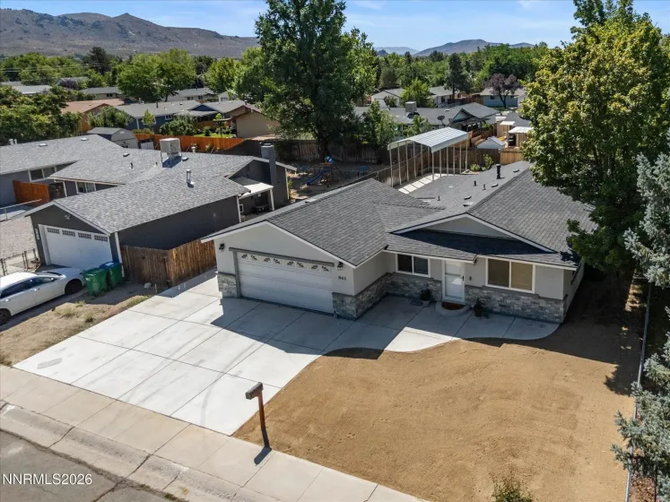 941 Armstrong, Carson City, Nevada 89701, 3 Bedrooms Bedrooms, ,2 BathroomsBathrooms,Residential,Residential,Armstrong,0,260010873