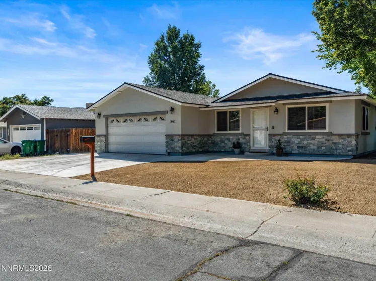 941 Armstrong, Carson City, Nevada 89701, 3 Bedrooms Bedrooms, ,2 BathroomsBathrooms,Residential,Residential,Armstrong,0,260010873