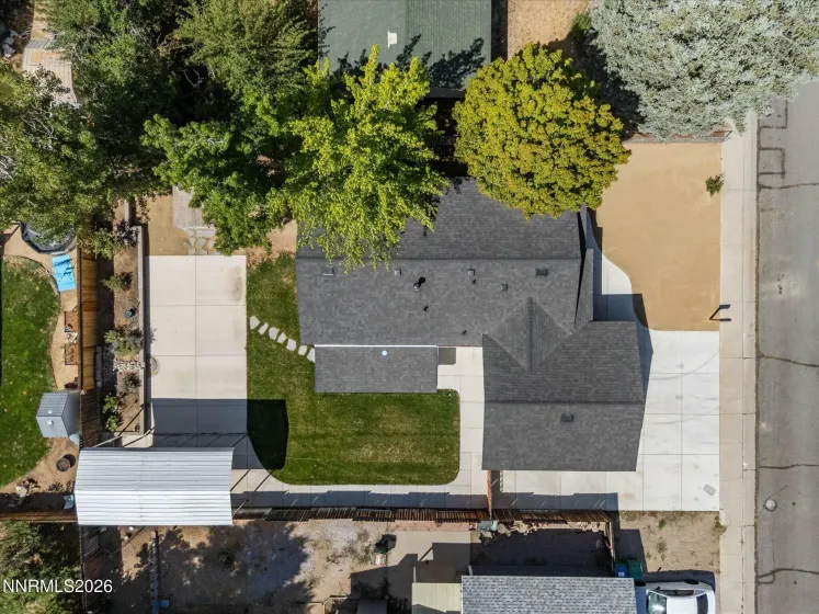 941 Armstrong, Carson City, Nevada 89701, 3 Bedrooms Bedrooms, ,2 BathroomsBathrooms,Residential,Residential,Armstrong,0,260010873