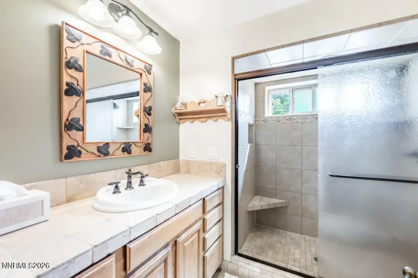 12405 Creek Crest, Reno, Nevada 89511, 3 Bedrooms Bedrooms, ,2 BathroomsBathrooms,Residential,Residential,Creek Crest,0,260010876