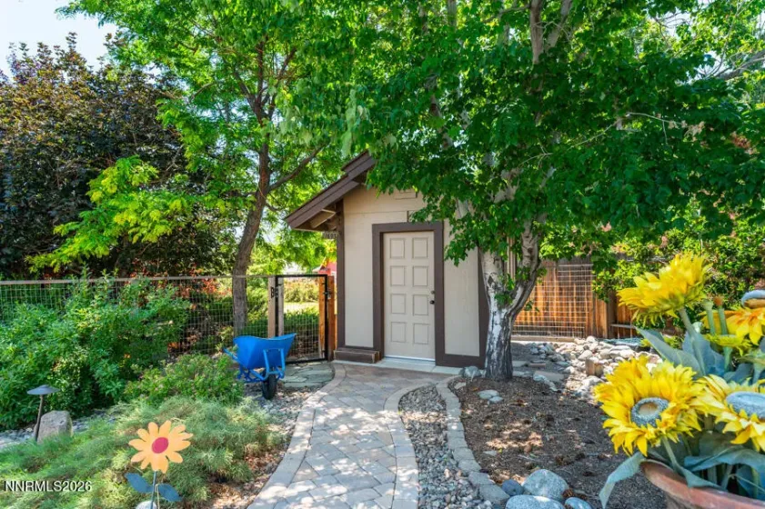 12405 Creek Crest, Reno, Nevada 89511, 3 Bedrooms Bedrooms, ,2 BathroomsBathrooms,Residential,Residential,Creek Crest,0,260010876