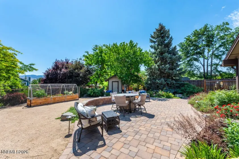 12405 Creek Crest, Reno, Nevada 89511, 3 Bedrooms Bedrooms, ,2 BathroomsBathrooms,Residential,Residential,Creek Crest,0,260010876