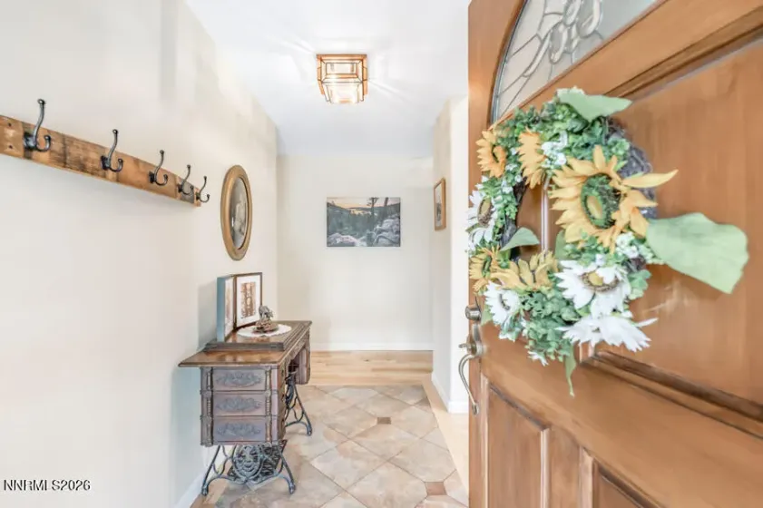 12405 Creek Crest, Reno, Nevada 89511, 3 Bedrooms Bedrooms, ,2 BathroomsBathrooms,Residential,Residential,Creek Crest,0,260010876