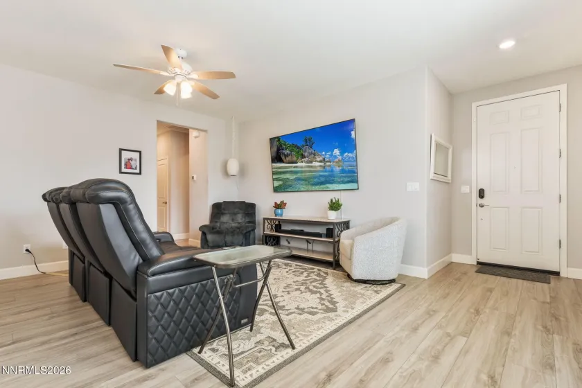 1136 Chalk Bluff, Carson City, Nevada 89701, 3 Bedrooms Bedrooms, ,2 BathroomsBathrooms,Residential,Residential,Chalk Bluff,0,260010877