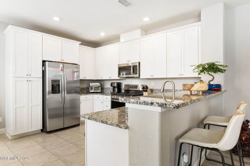 1136 Chalk Bluff, Carson City, Nevada 89701, 3 Bedrooms Bedrooms, ,2 BathroomsBathrooms,Residential,Residential,Chalk Bluff,0,260010877