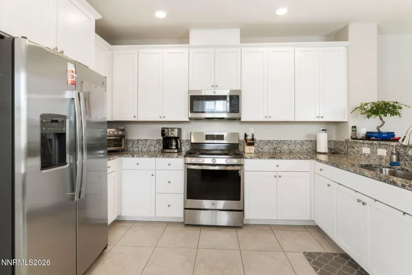 1136 Chalk Bluff, Carson City, Nevada 89701, 3 Bedrooms Bedrooms, ,2 BathroomsBathrooms,Residential,Residential,Chalk Bluff,0,260010877