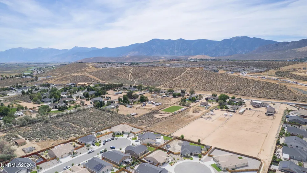 1136 Chalk Bluff, Carson City, Nevada 89701, 3 Bedrooms Bedrooms, ,2 BathroomsBathrooms,Residential,Residential,Chalk Bluff,0,260010877