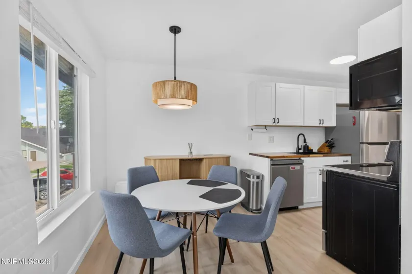 4606 Neil, Reno, Nevada 89502, 1 Bedroom Bedrooms, ,1 BathroomBathrooms,Residential,Residential,Neil,0,260010880